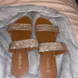 Cute sandals size 10